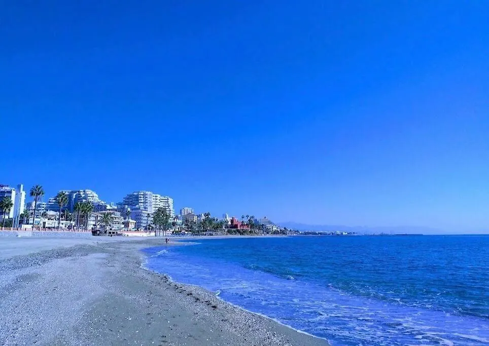 Apt Con Espectacular Vista, Piscinas, Recep 24 Hs Benalmadena Apartment